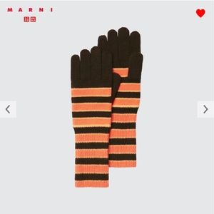 Marni and Uniqlo collab orange and brown striped cashmere gloves NWT